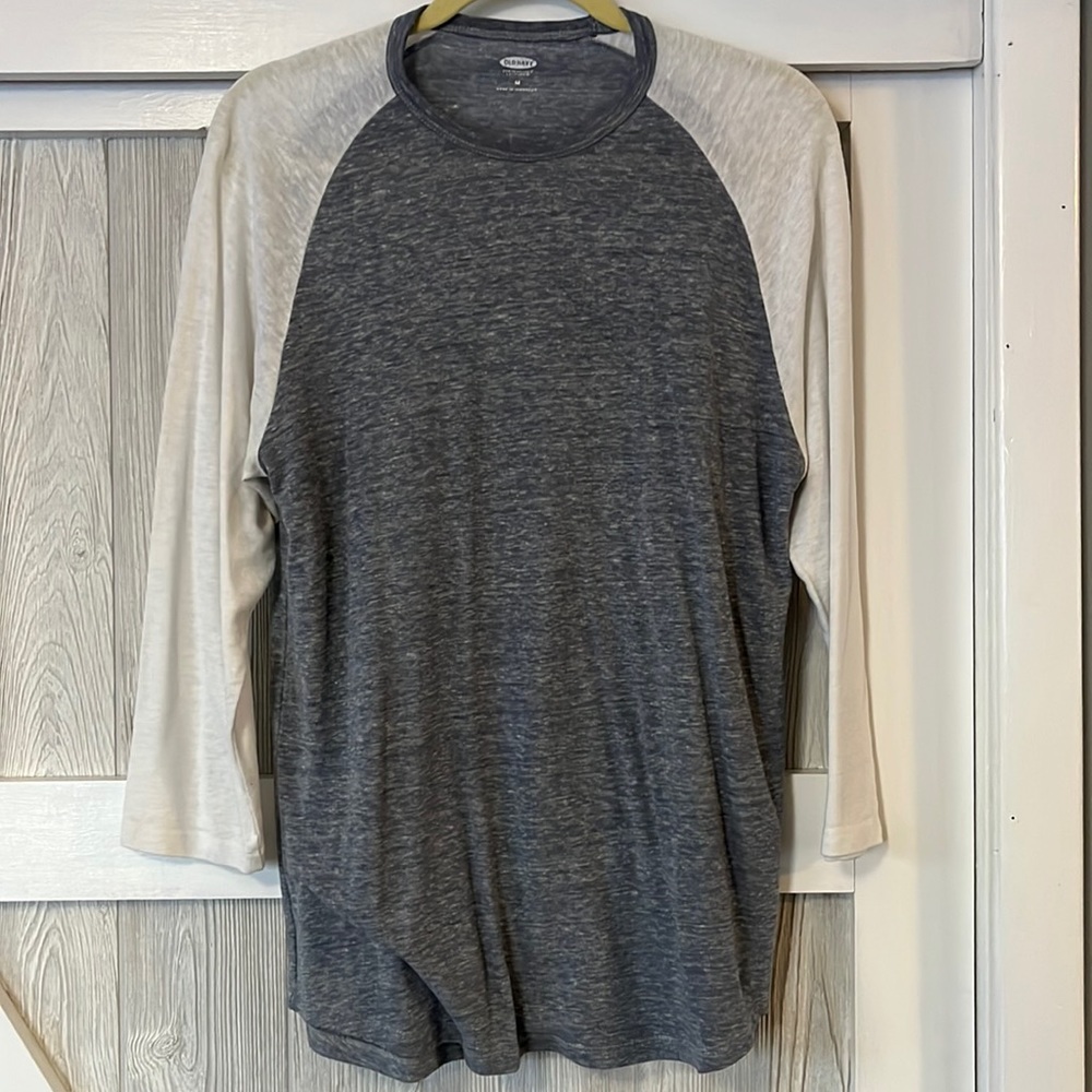 Baseball tee